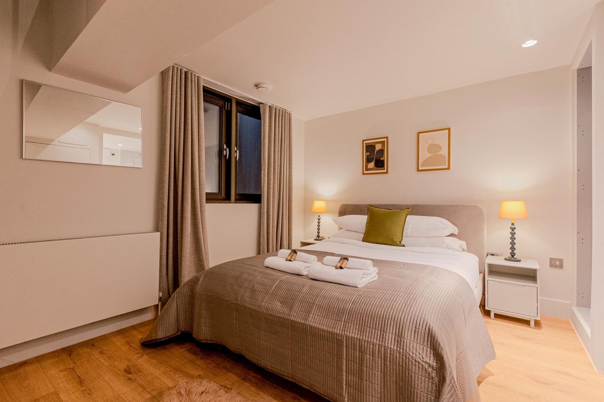 Central Serviced 3 Minutes From Blackfriars Station London