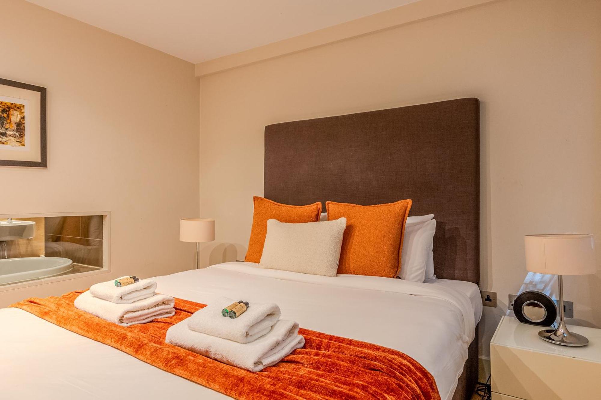 Apartment Central Serviced 3 Minutes From Blackfriars Station *